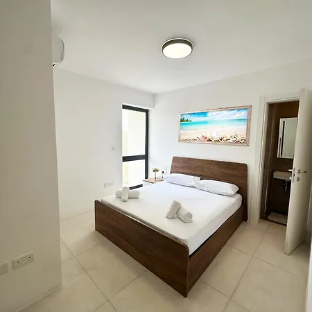 Lägenhet Deluxe Living - Paceville