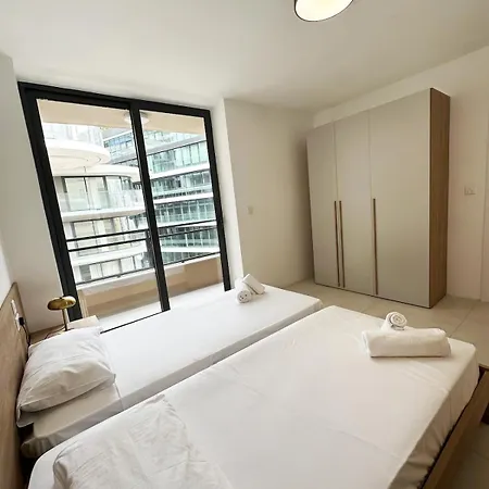 Deluxe Living - Paceville Lägenhet St. Julian's