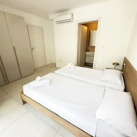 Deluxe Living - Paceville * Saint Julian's